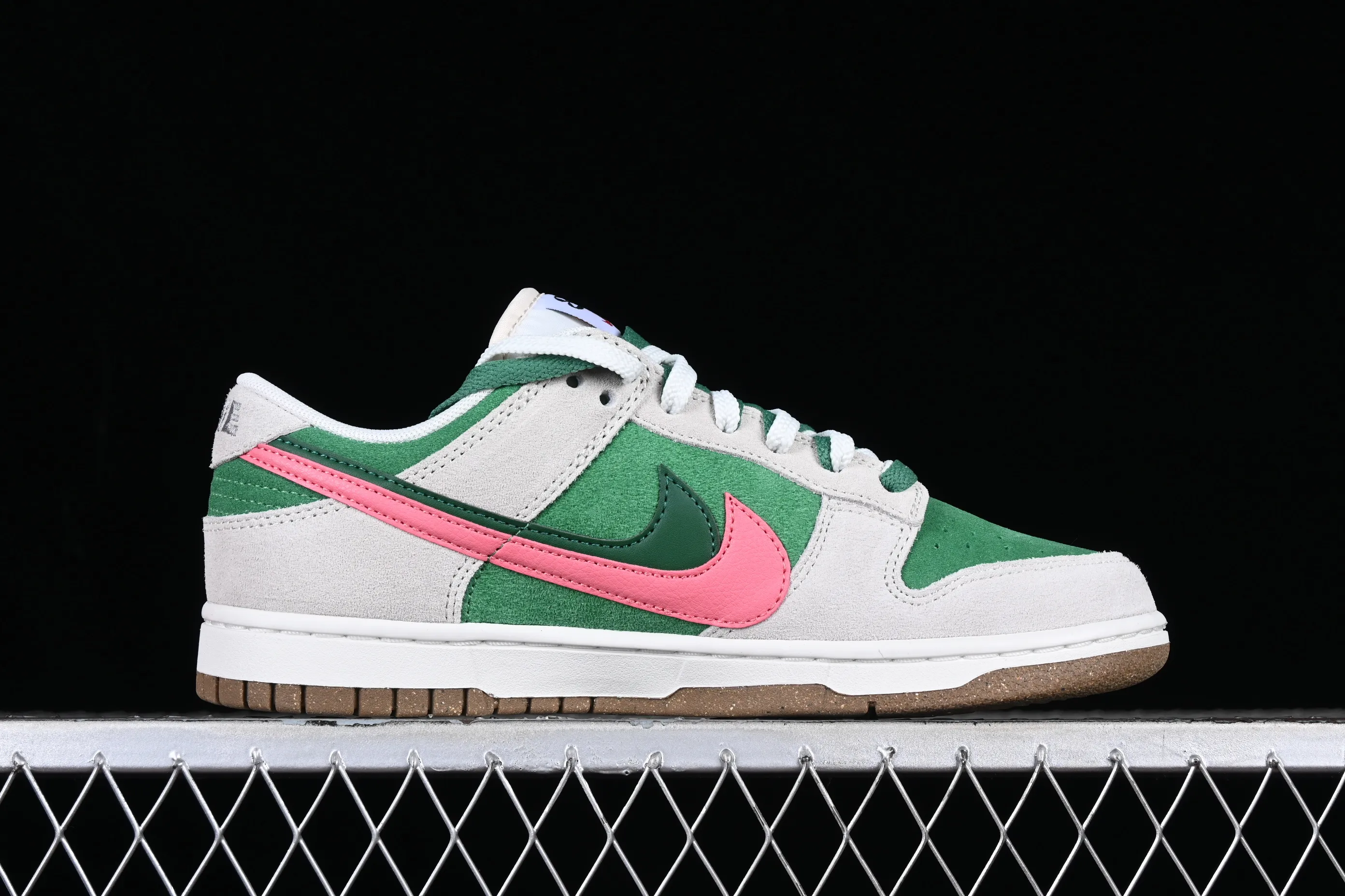 All categories Nk SB Dunk series Nk SB Dunk Low low-top sneakers Nk SB Dunk Low "85" Angry Cactus SB low-top sports and leisure sneakers DO9457-137